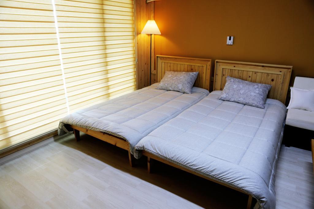 Haevichi Pension Согвипхо Экстерьер фото